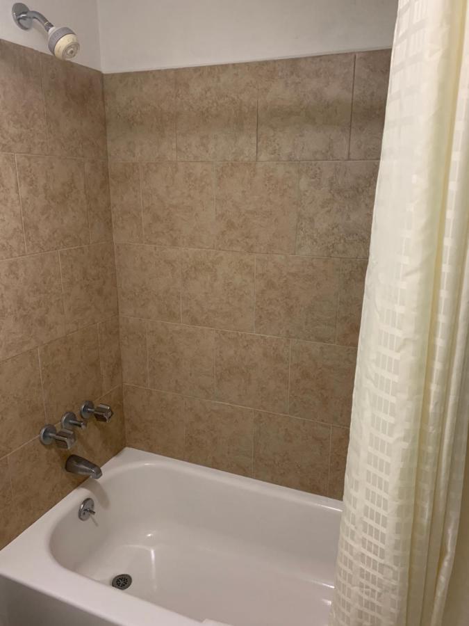 Baton Rouge West Inn ميناء ألين المظهر الخارجي الصورة